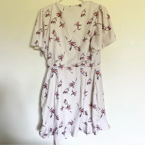 Stylestalker Penny Mini Wrap Dress Sz M Floral - Picture 5 of 6